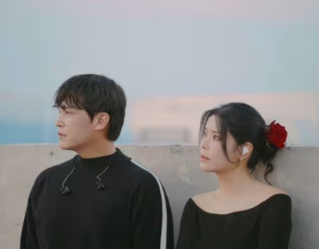 가수 린과 이수 부부의 사진
